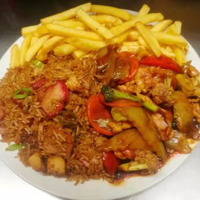 Combo 10 1/2 Arroz Cantones, 1/2 Chop Suey y Refre