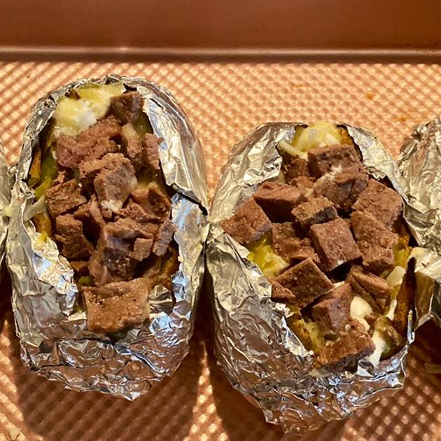 Papa Asada con Arrachera