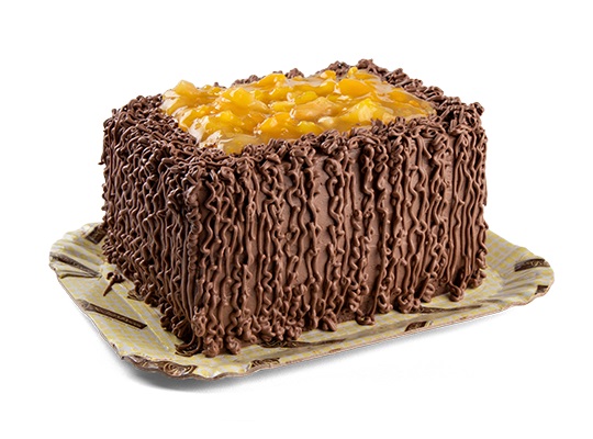 Bolo de massa integral sabor chocolate, recheios de mousse de chocolate e trufado de chocolate ao leite com geleia de damasco zero adição de açúcar, cobertura de mousse de chocolate e geleia de damasc