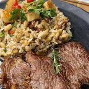 Feijão fradinho, arroz, queijo coalho, contra filé manteiga de garrafa