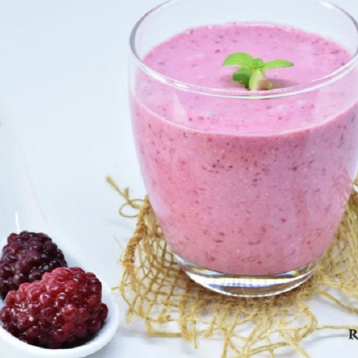 Jugo de Mora en Leche