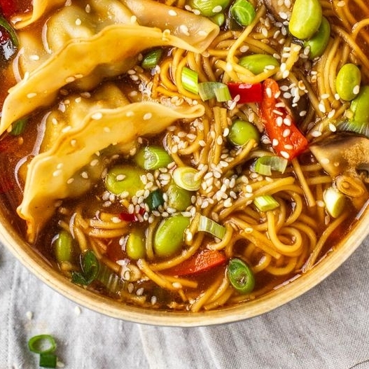 Ramen de Gyozas
