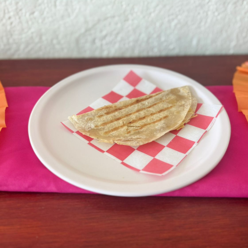 QUESADILLA DE QUESO DE BOLA