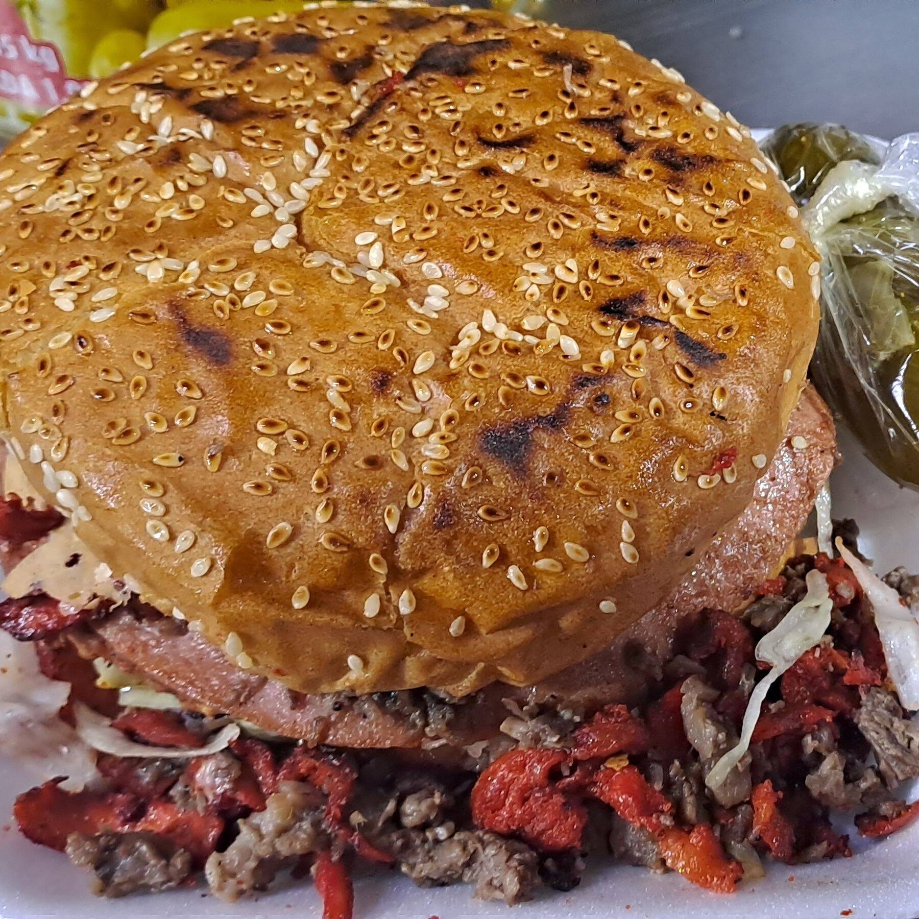3 Mixtaburguer