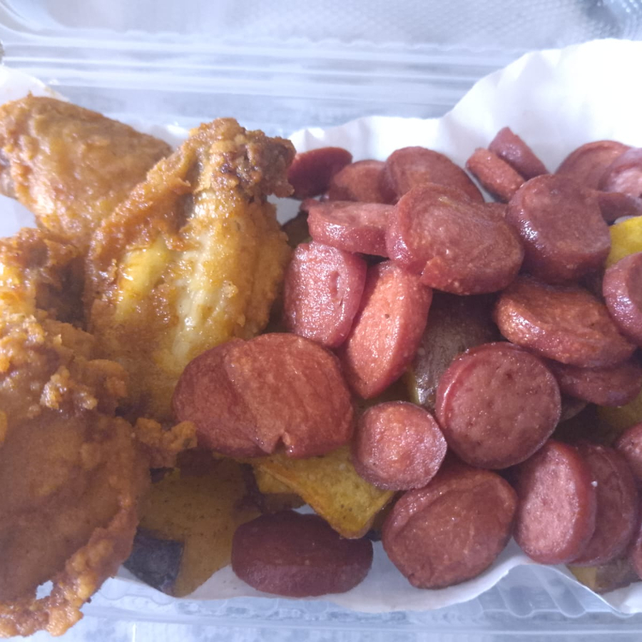 Salchiwings