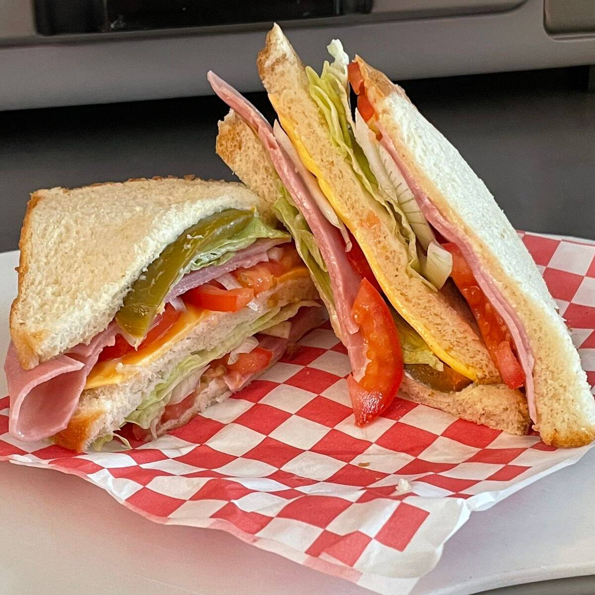 SANDWICH CLÁSICO