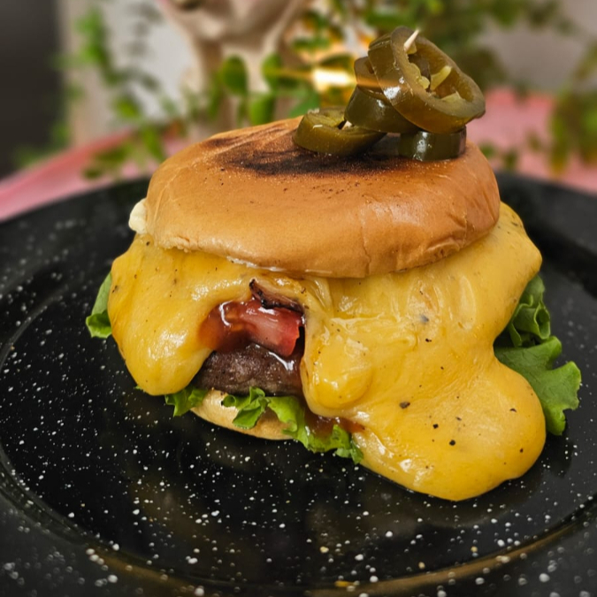 Hamburguesa Muchos Quesos