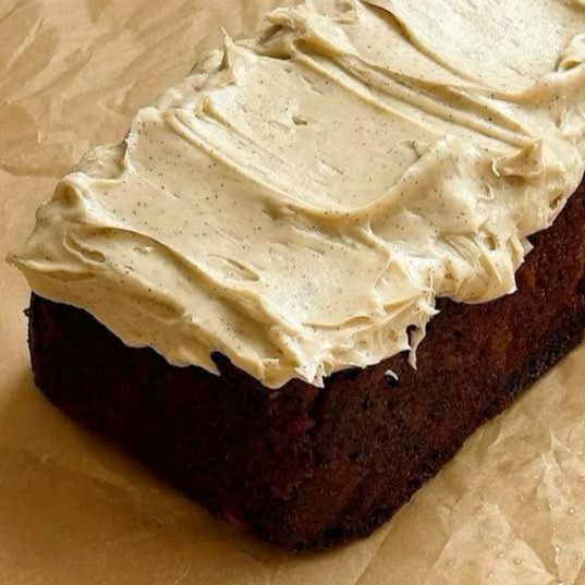 Brownie Cubierto de Queso Crema