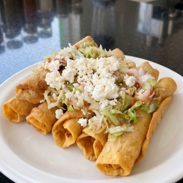 5 Tacos Fritos