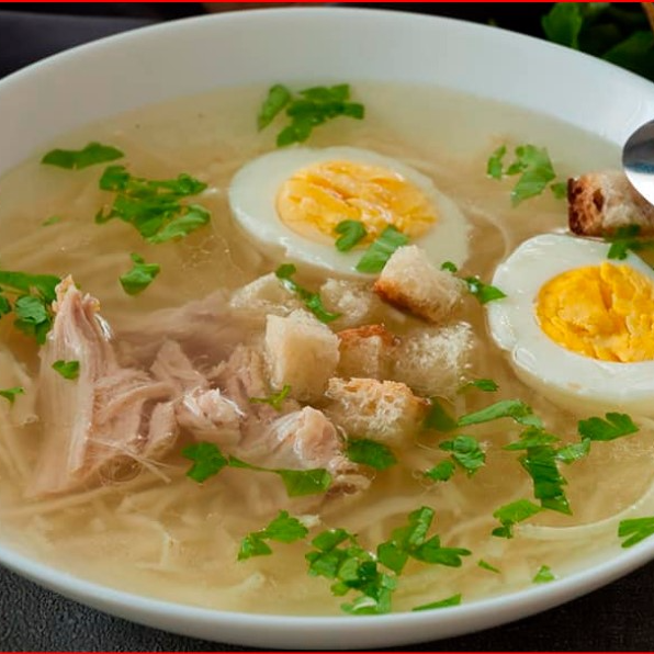 Sopa De Fideos Con Huevo