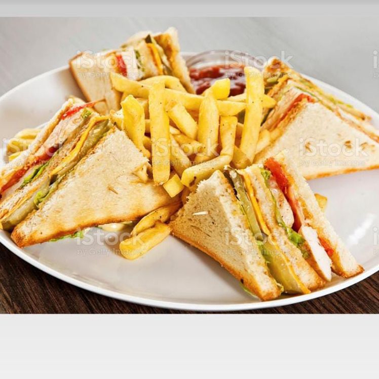 Sándwiches Club House Especial