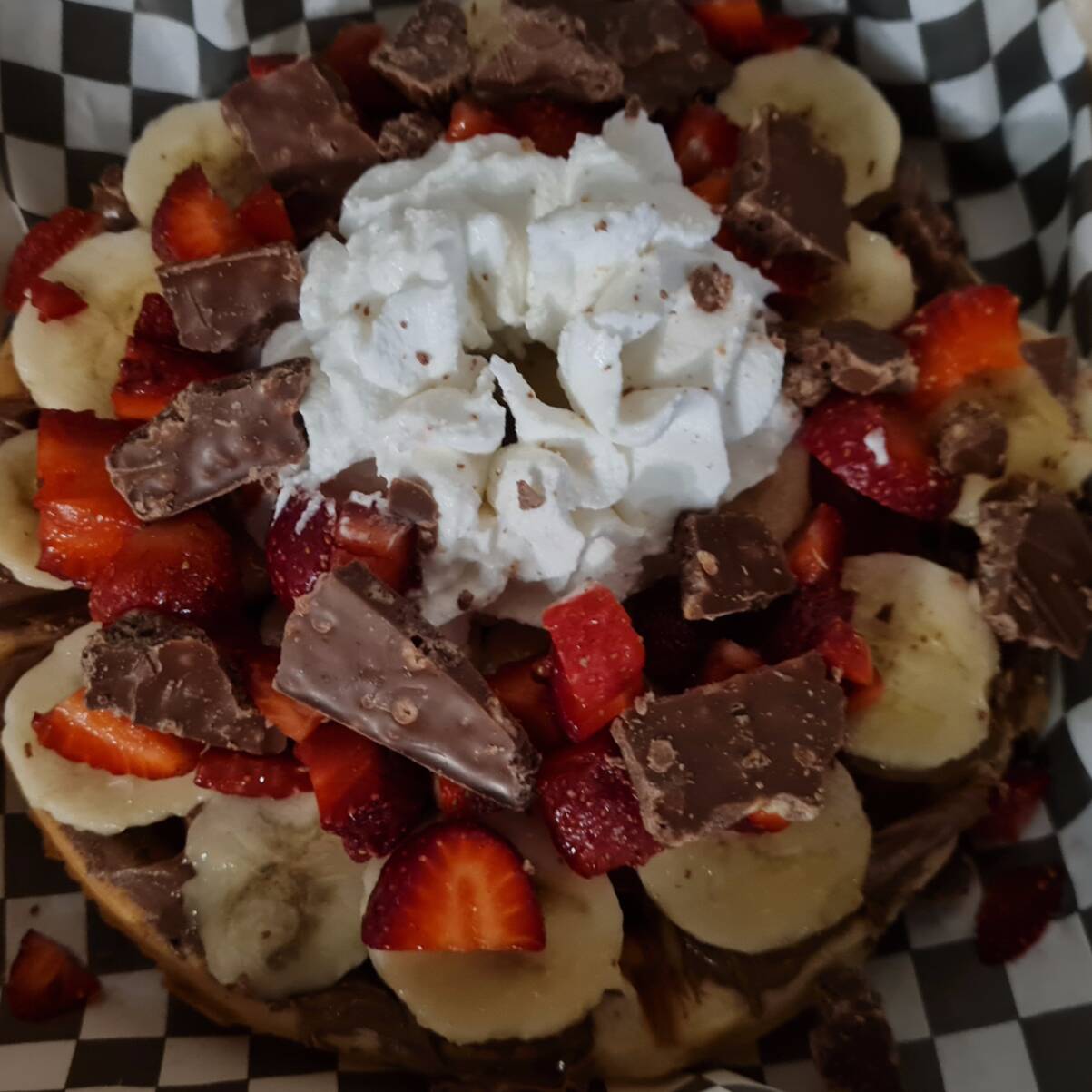 Waffle Crunch Vs Kitkat