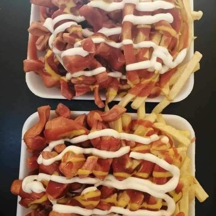 Salchipulpos con Papas