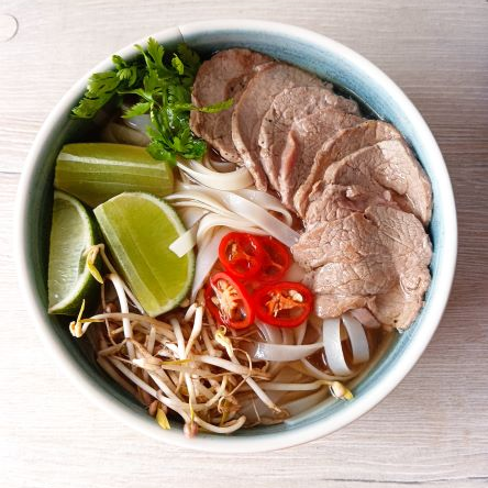 Pho de ternera