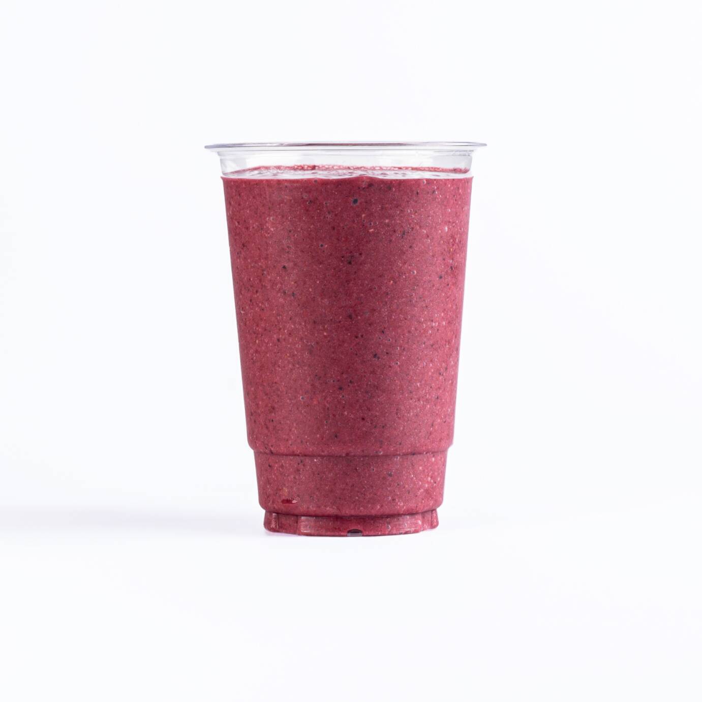 amora, mirtilo, beterraba, morango, camu-camu e leite de aveia Nude (400ml).