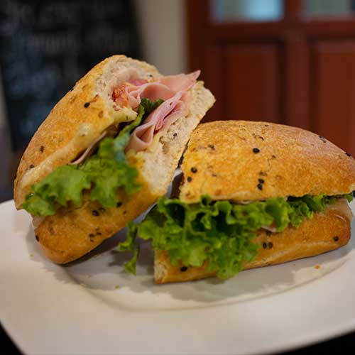 chapata de jamon con queso