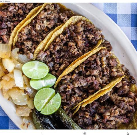 Tacos de carne asada