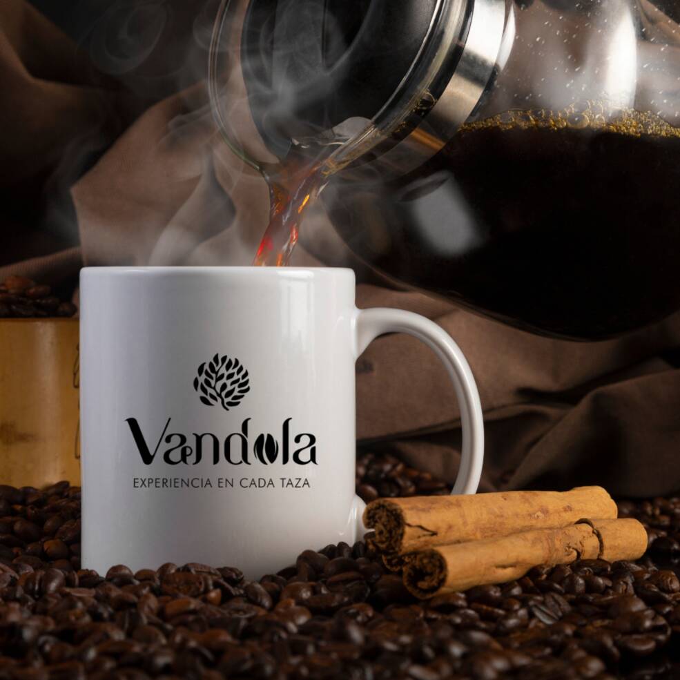 Cinnamon Latte caliente