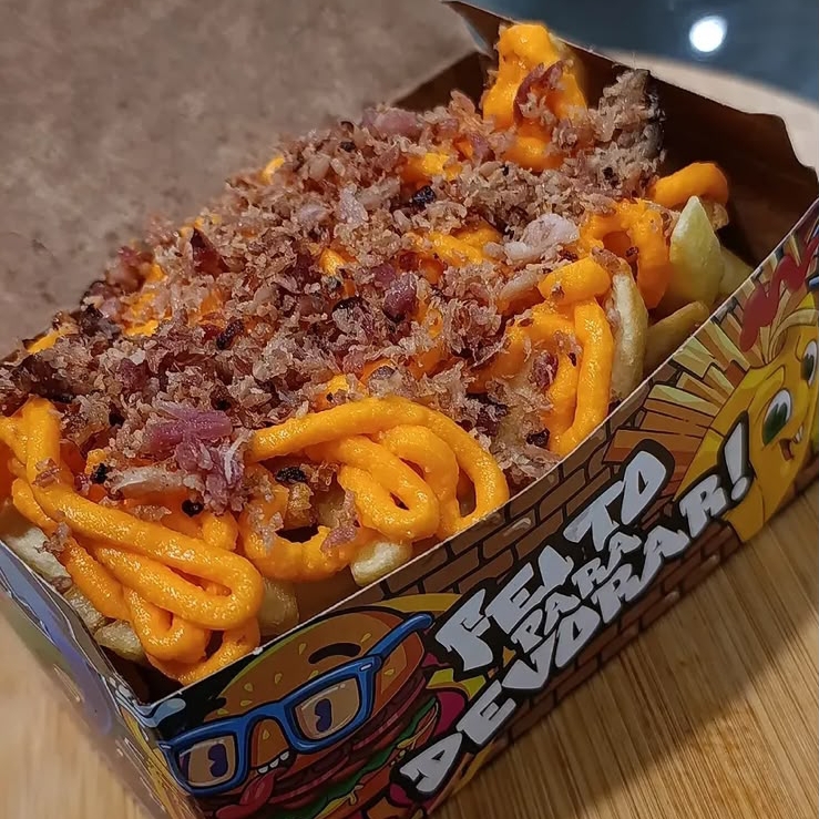 batata frita e cheddar e bacon