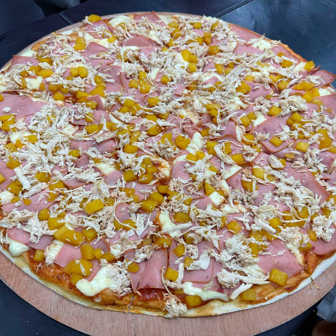Pizza Extra Grande Hawaiana