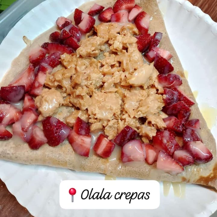 Crepa de chongos con fresa