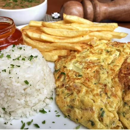 Nossa Deliciosa Marmita Acompanha Arroz Branco Soltinho, Feijão e Batata Frita Crocante. (Atenção, Contém Queijo e Presunto).