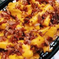 Papas Gratinadas con Queso y Tocino