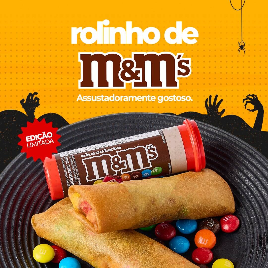 Rolinho ou Harumaki, massa crocante recheado com 1 tubo de 30 gramas de M&M®