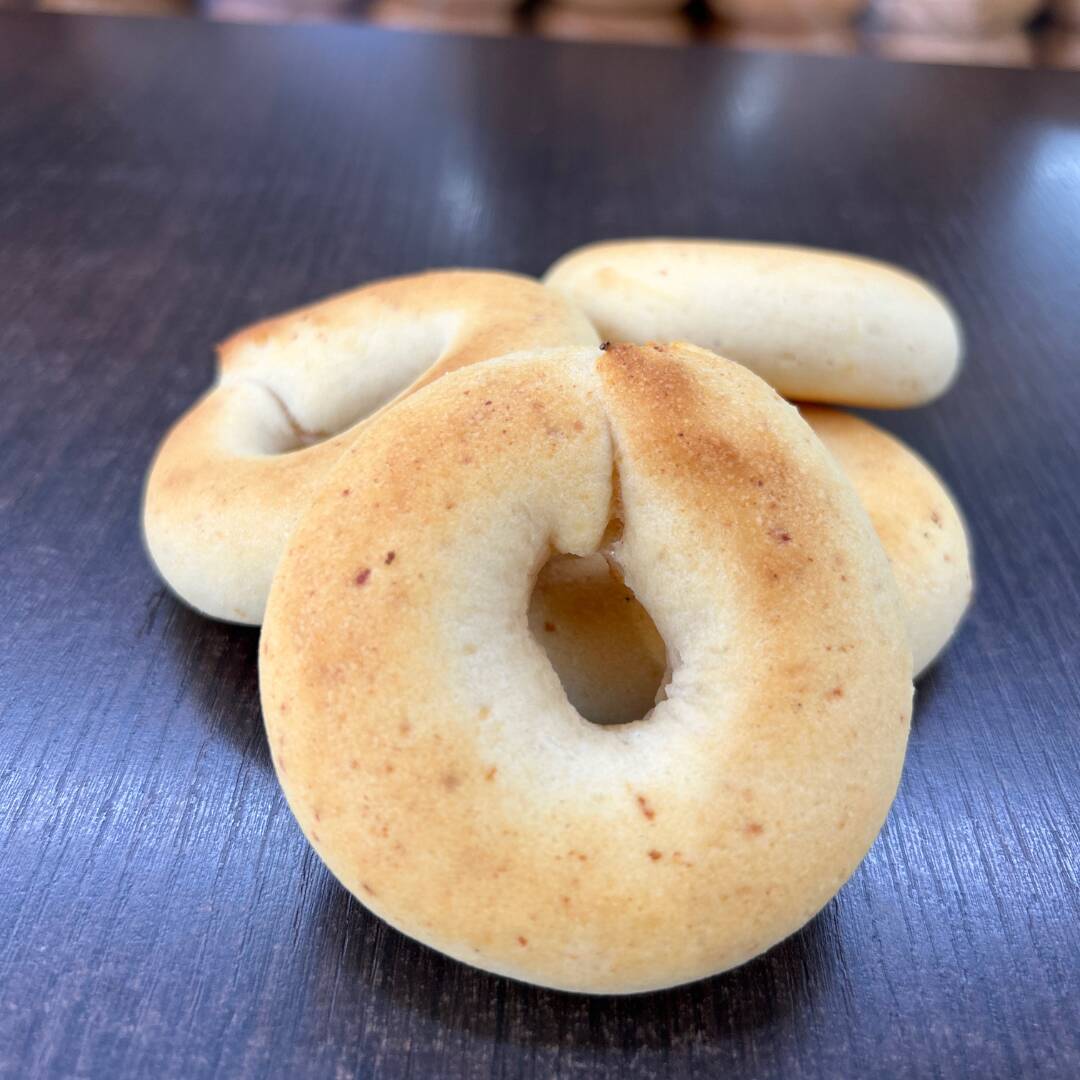 Pandebono.