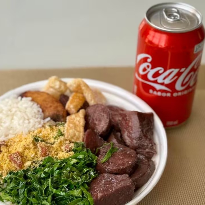 Marmita de carne bovina, com arroz, feijão, mix de legumes + coca cola lata 350ml