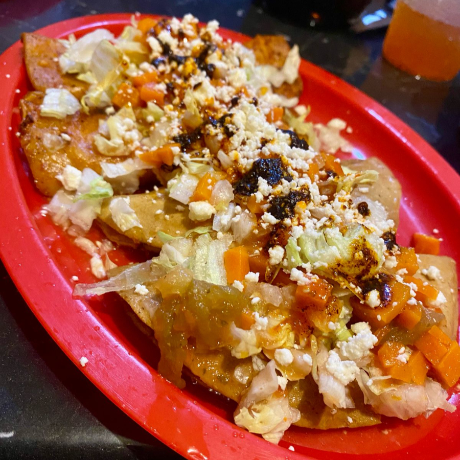 2 Enchiladas y 2 Tacos Dorados (Papa y Frijol)