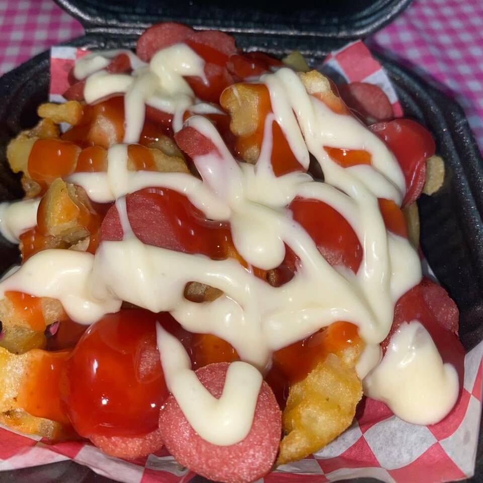 Salchipapas