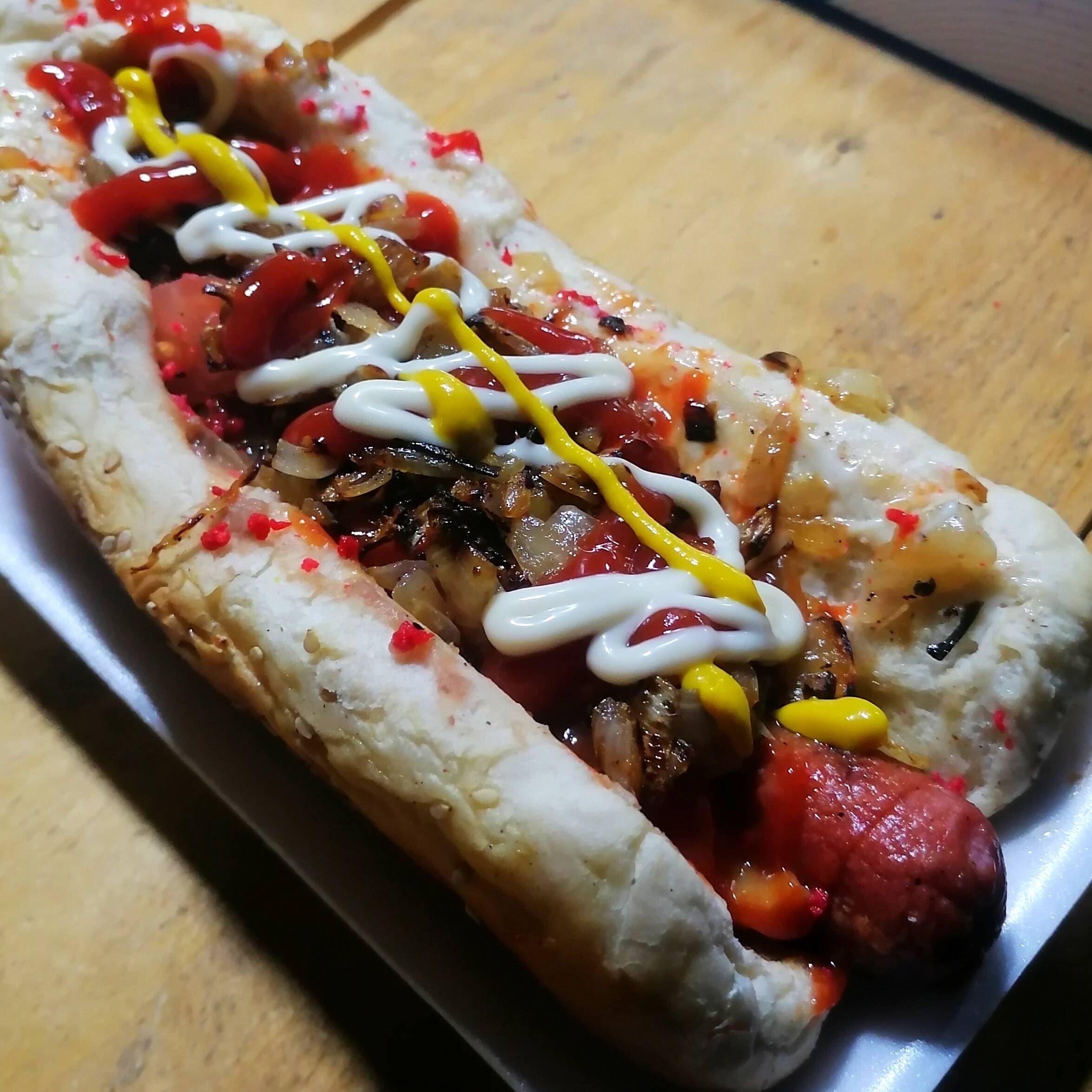 HOT DOG