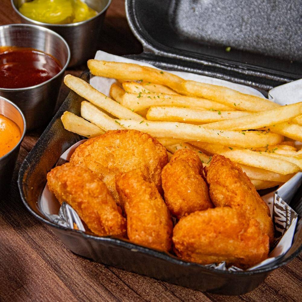 Nuggets con papas