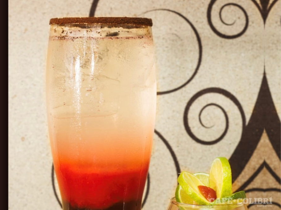 Soda de Coco, Chamoy y Café