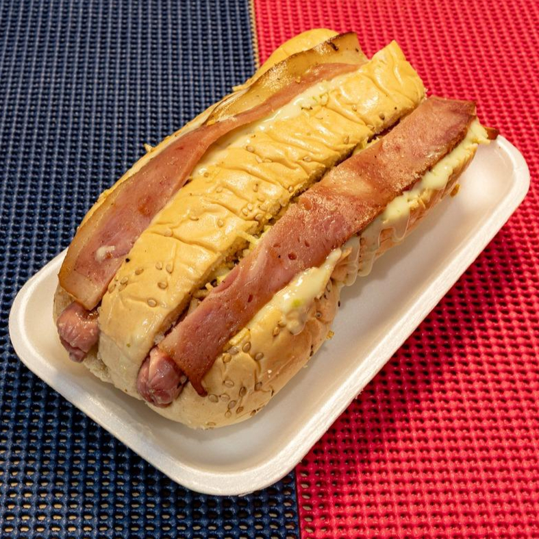 Perro Gemelo Tocineta