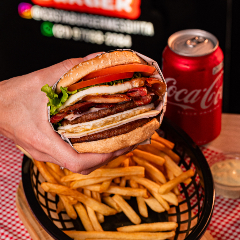 B2-BACON,BATATA E COCA-LATA.