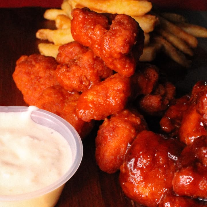 Orden de Boneless con Papas
