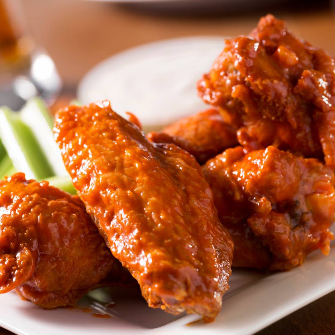24 Alitas , Buffalo