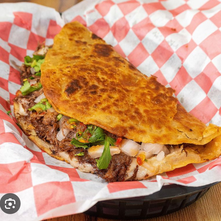 Quesabirria de Harina Individual