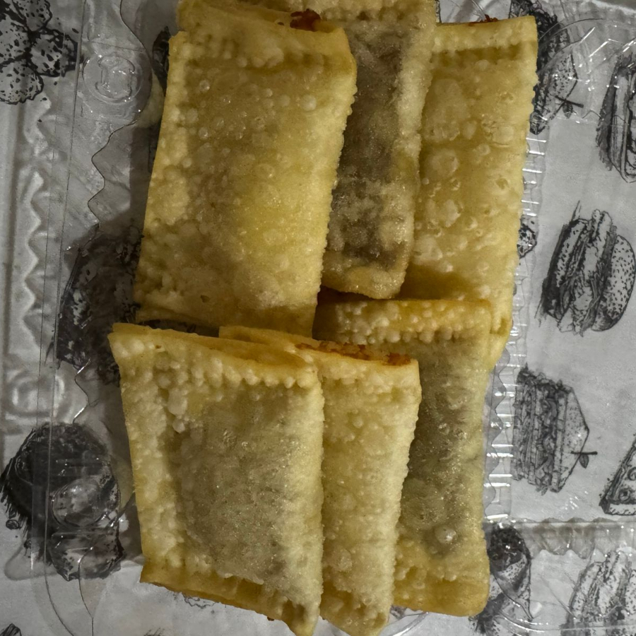 6 unidades de mini pastéis (carne, queijo )