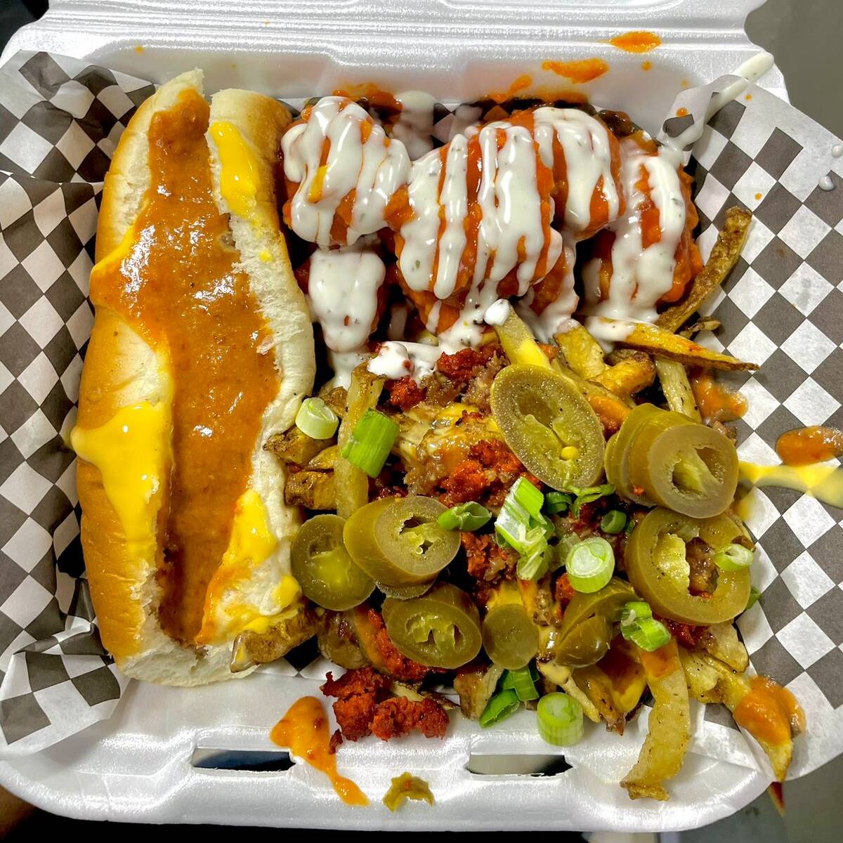 Hot dogs con boneless
