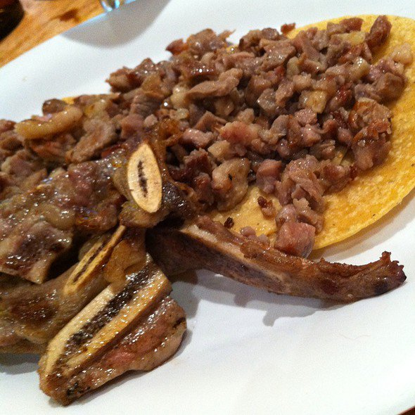 TACO DE COSTILLA DE RES