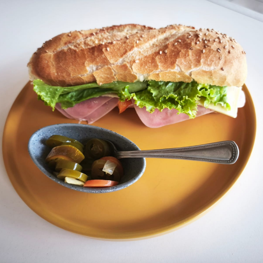 Emparedado o Baguette Tiras de Pollo a la Plancha