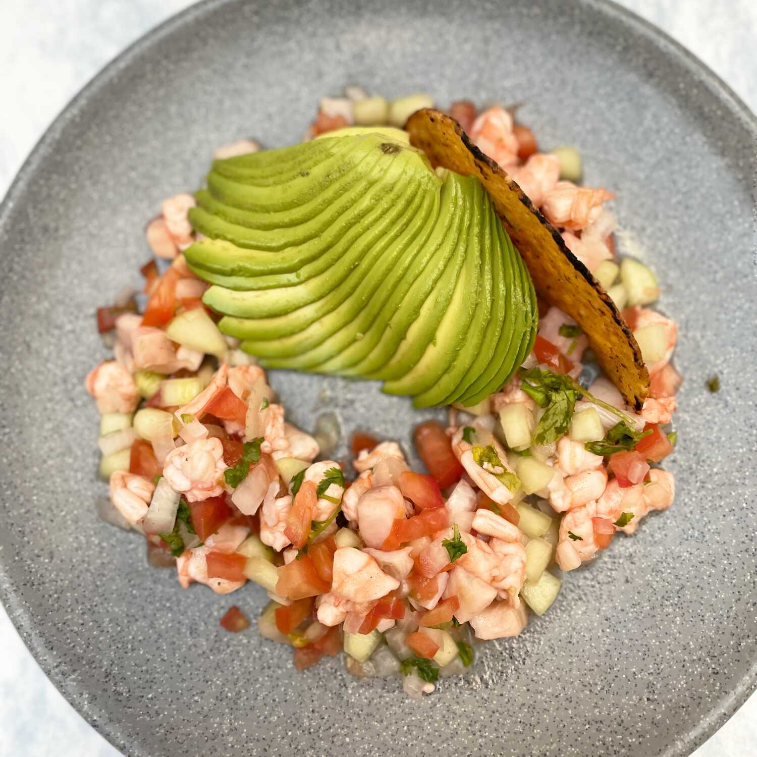 Ceviche Pescado + Agua Fresca