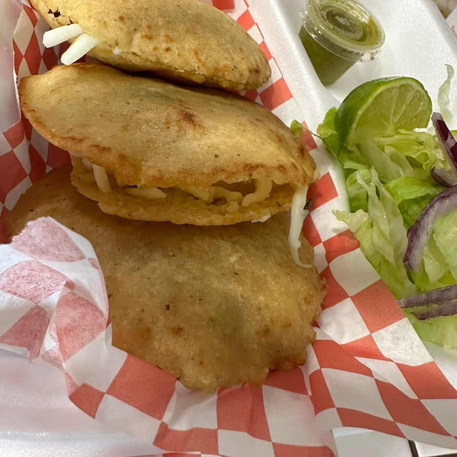 Gordita Inflada Chicharrón Prensado