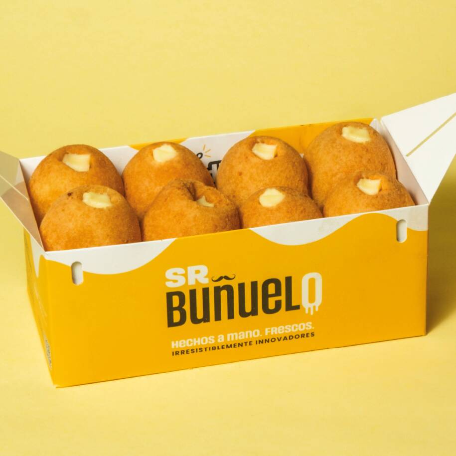 Caja X 8 Buñuelos de Queso