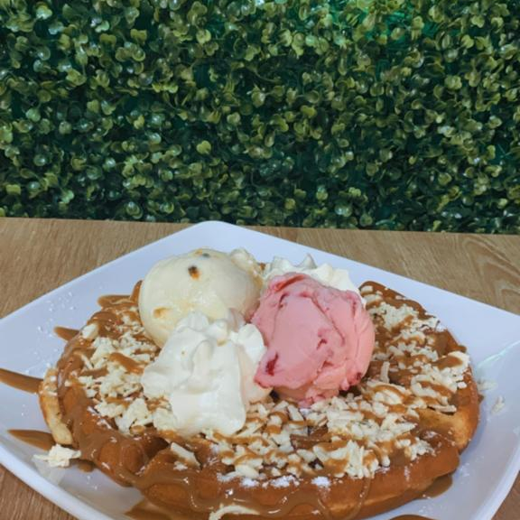 Waffle Gelato Queso Arequipe