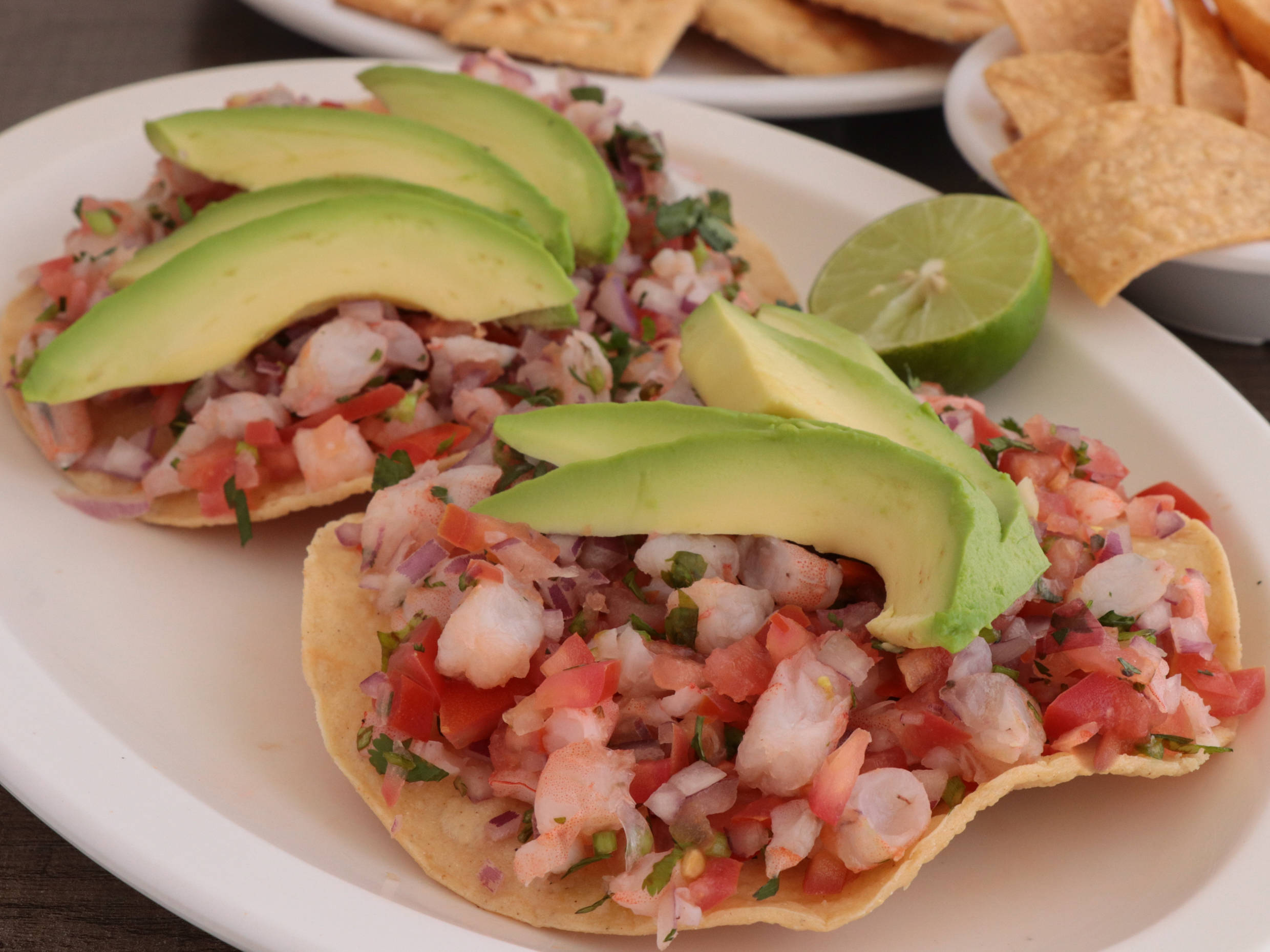 1 Tostada de ceviche de pescado