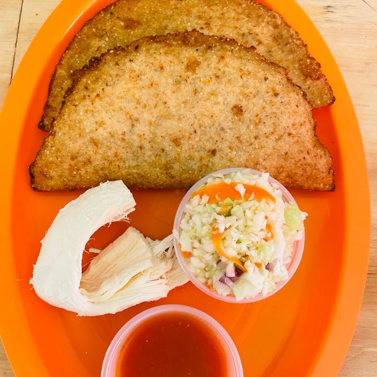 Empanadas Especiales Carne C/Queso Hebra